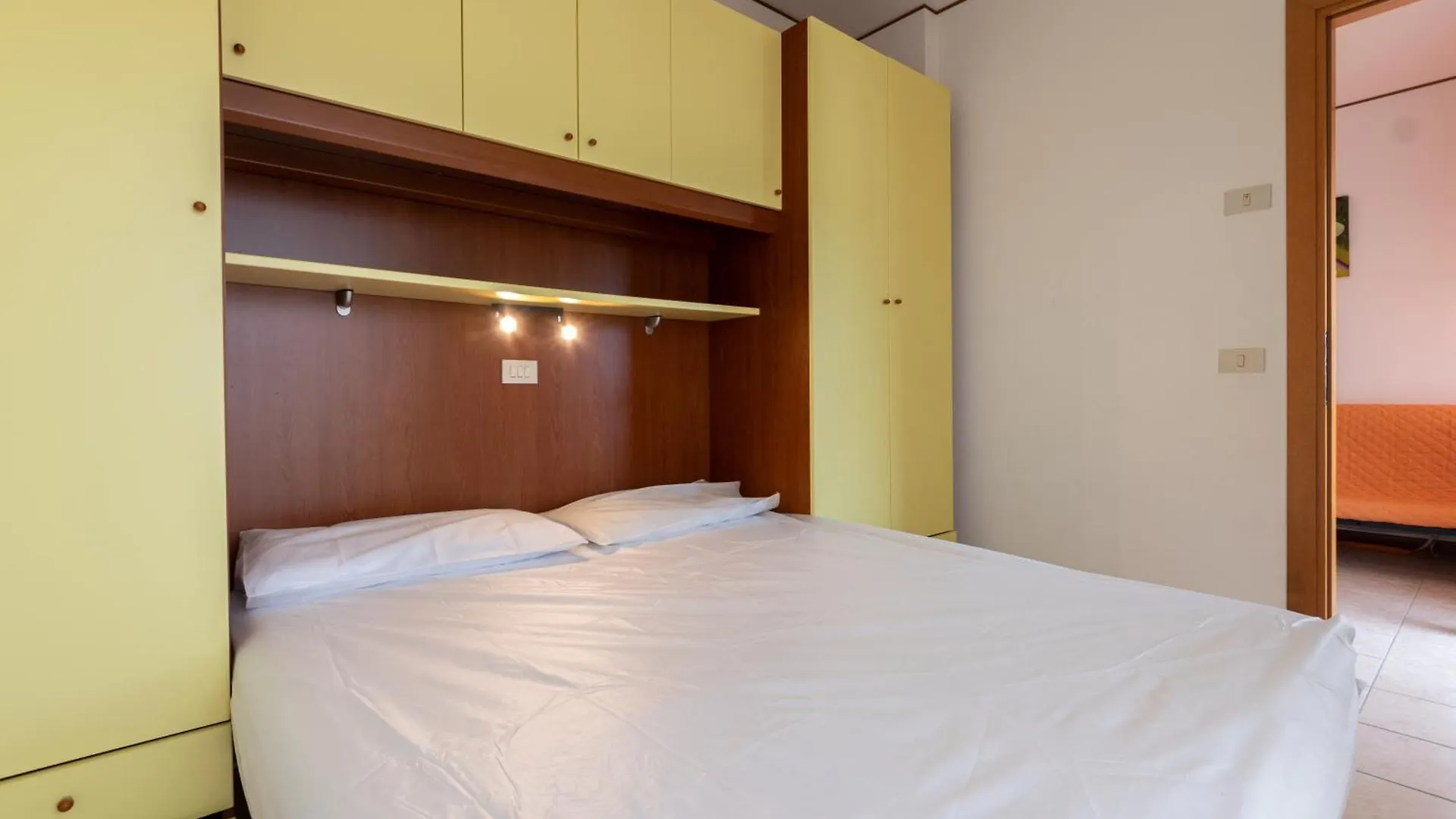 Linz 19 Apartment Bibione 0*,